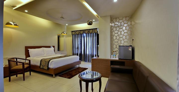 Hotel Sheela Shree Plaza Jhānsi Buitenkant foto