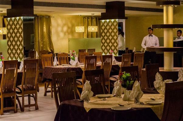 Hotel Sheela Shree Plaza Jhānsi Buitenkant foto
